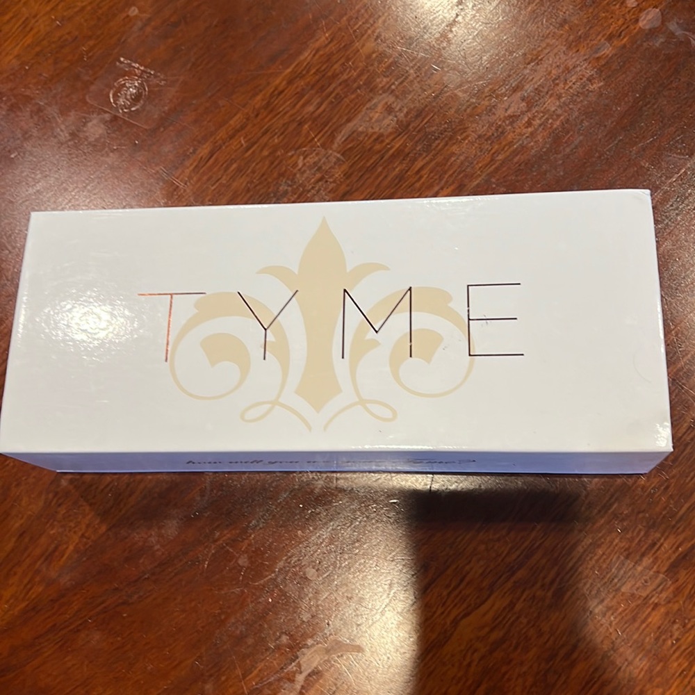 Tyme hair styler
